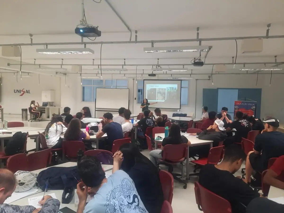 Aula de ergonomia na UNISAL