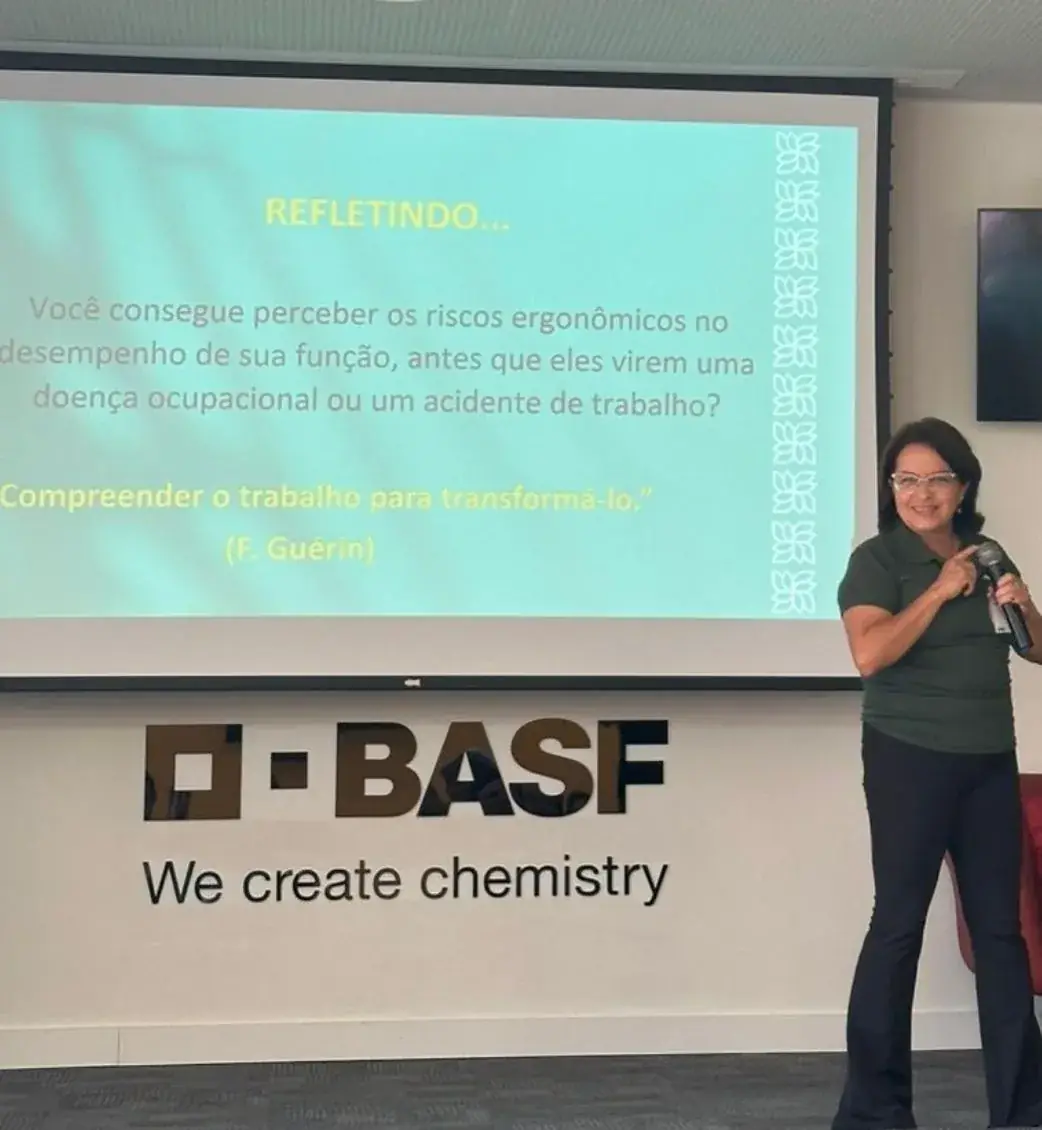 Palestra sobre riscos ergonômicos na BASF